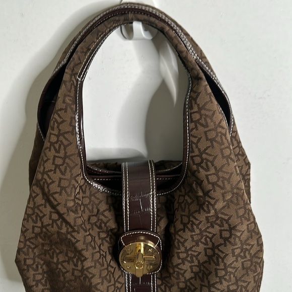 DkNy brown monogram shoulder bag size medium - Picture 3 of 12